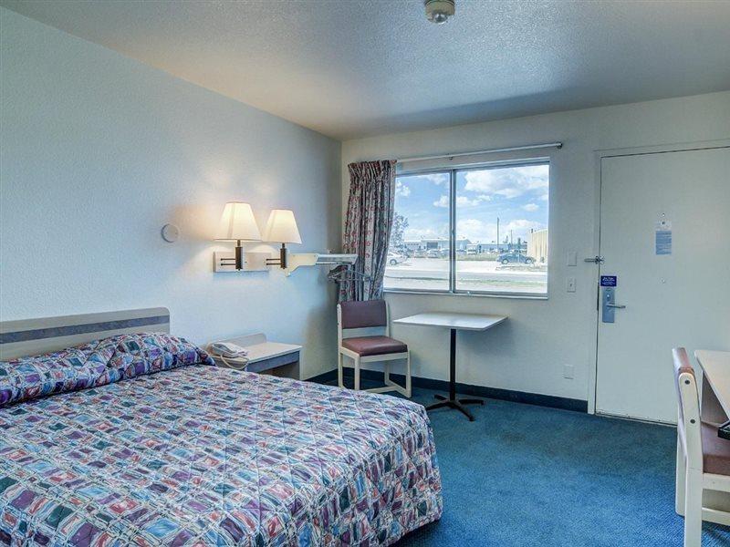 Motel 6 Cheyenne Eksteriør bilde