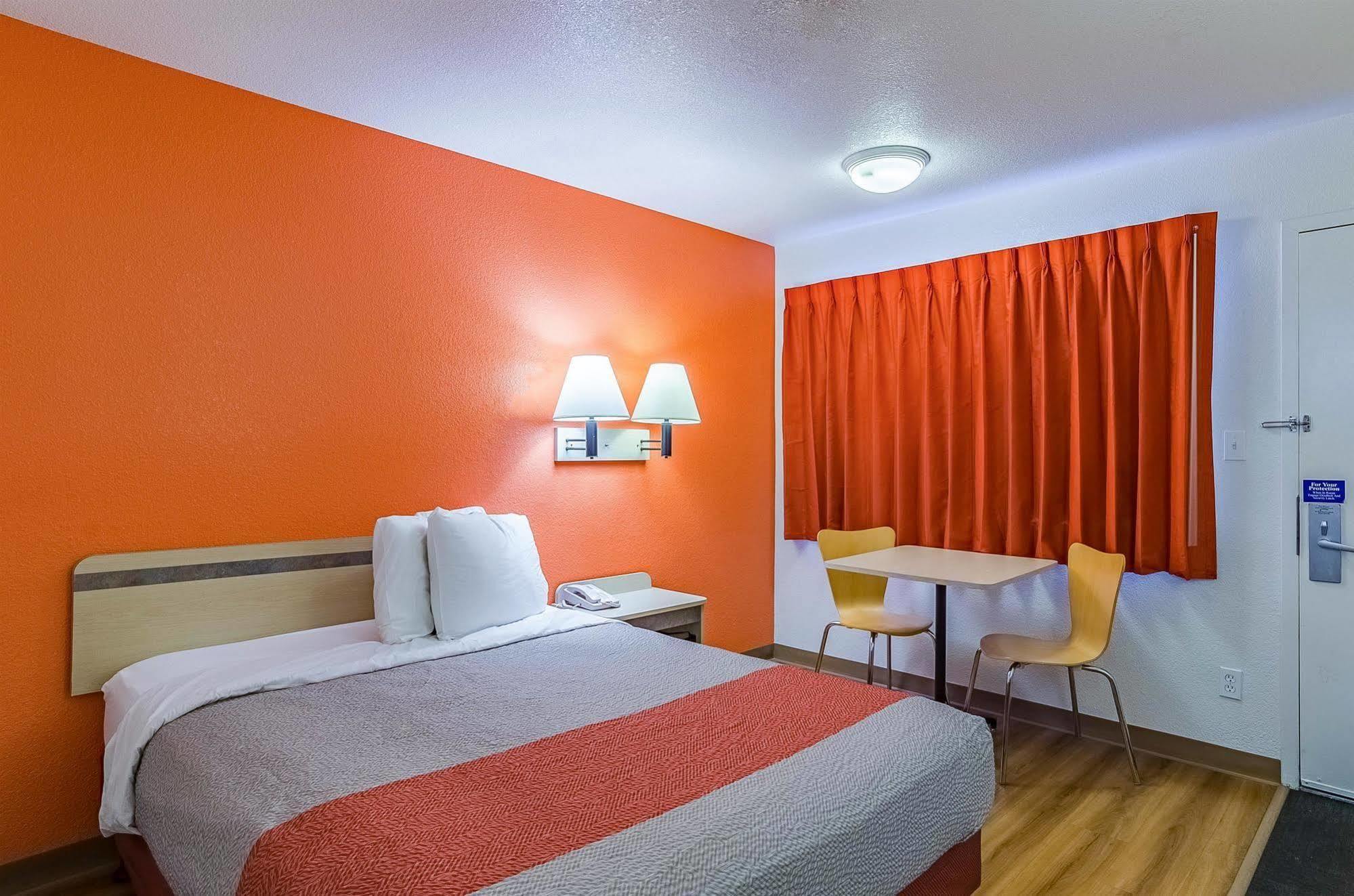 Motel 6 Cheyenne Eksteriør bilde