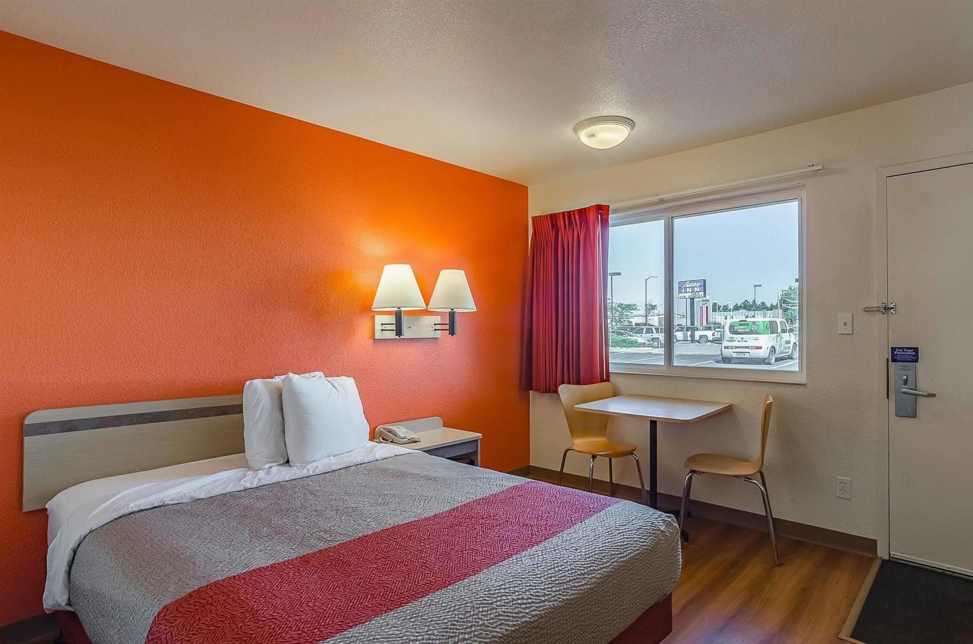 Motel 6 Cheyenne Eksteriør bilde